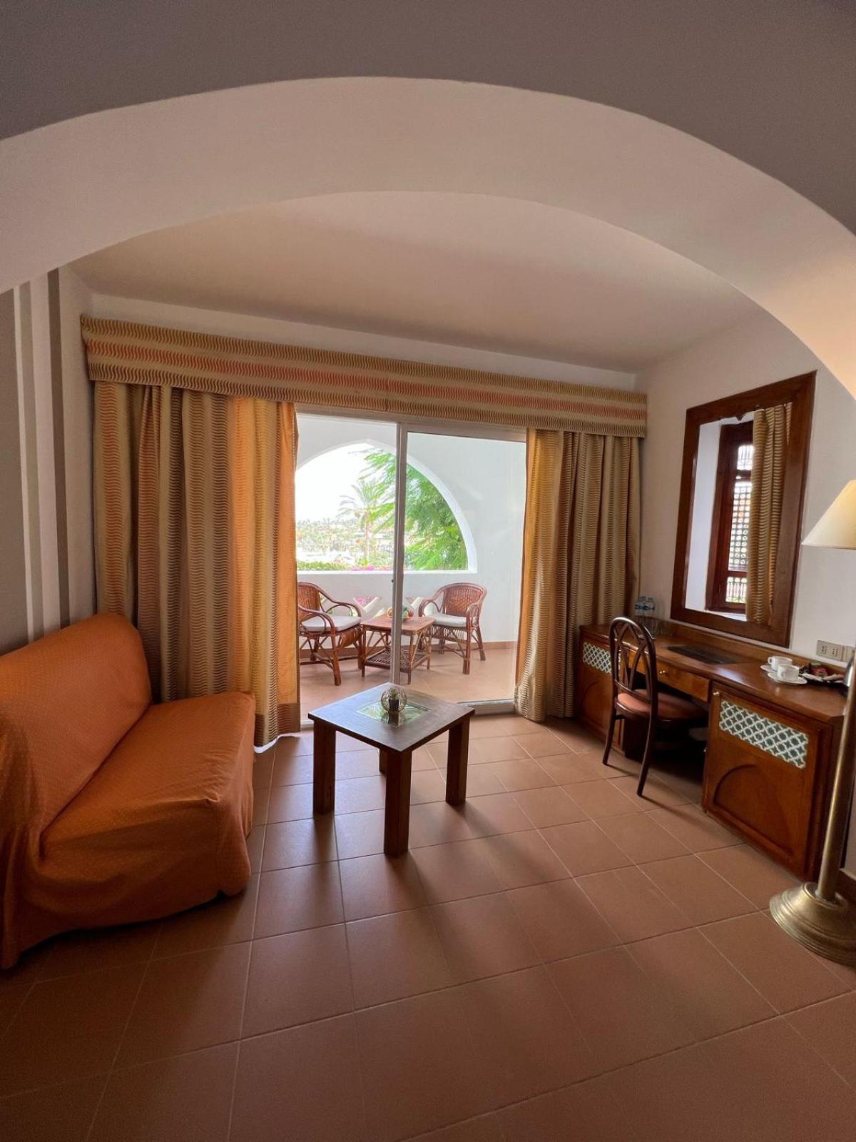 Domina Coral Bay Oasis Hotel Sharm El Sheikk Exterior foto